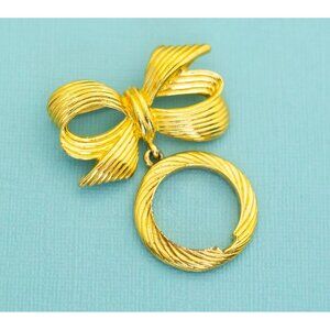Vintage Gold Tone Ribbon Bow Brooch with Dangle, E29